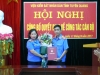 Đồng chí Ngụy Thị Hảo – Phó Viện trưởng VKSND tỉnh trao Quyết định điều động đ/c Trần Đức Hiệp